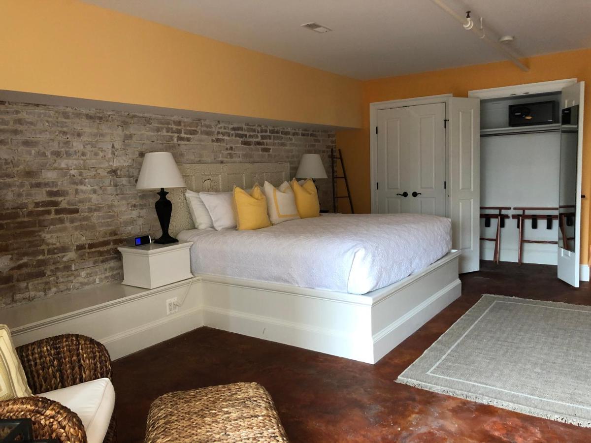 Suites at 249 Culpeper Extérieur photo